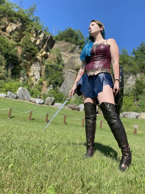 wonderwoman84 onlyfans leaked picture 1