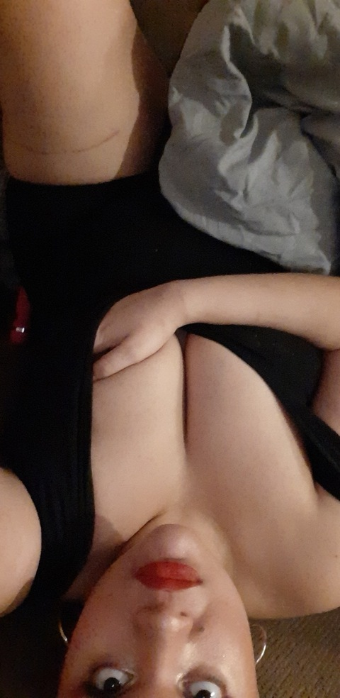 xellewhitex onlyfans leaked picture 1
