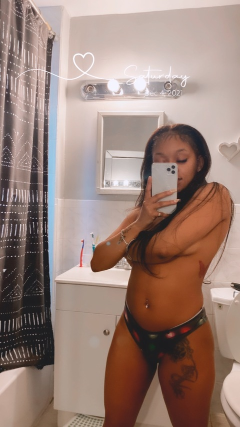 yellowdoll onlyfans leaked picture 1